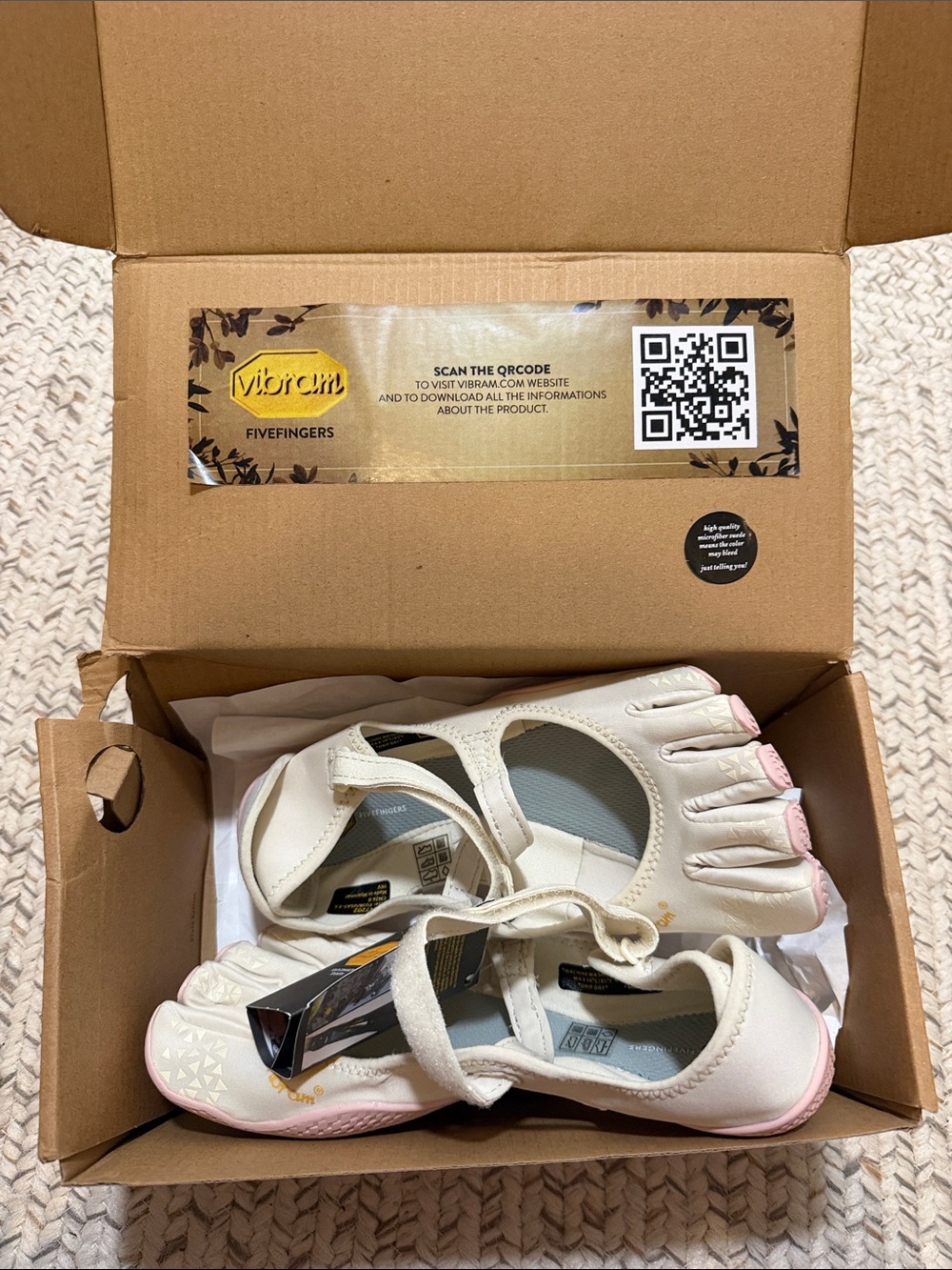 VIBRAM Five Fingers Shoes Size 7-7.5